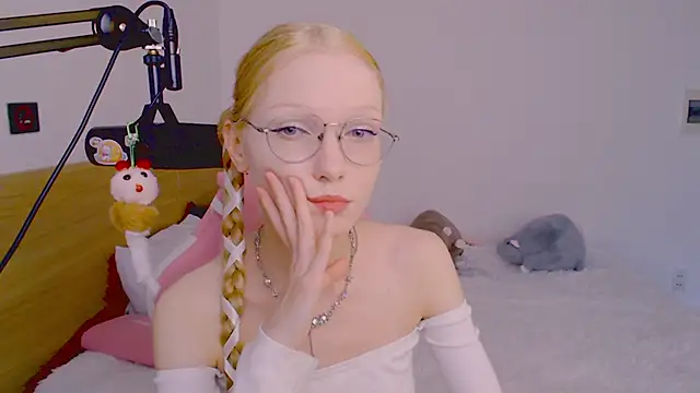 blush online show from 07/05/26, 08:43