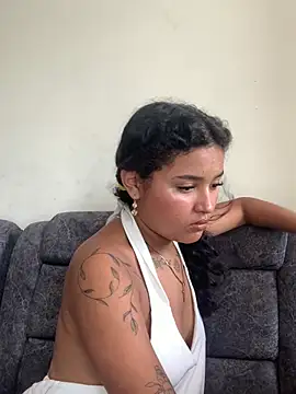 maryale01 online show from 07/06/26, 03:47