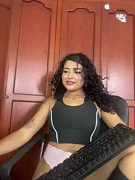 maryale01 online show from 07/18/26, 07:06