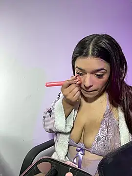 catalina rios1 online show from 06/19/26, 05:34