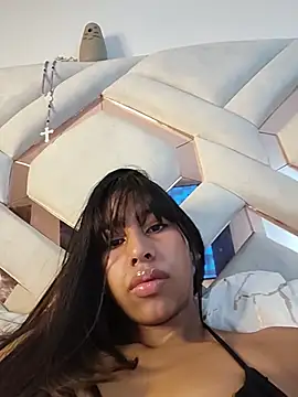 candylatina21 online show from 08/03/26, 01:16