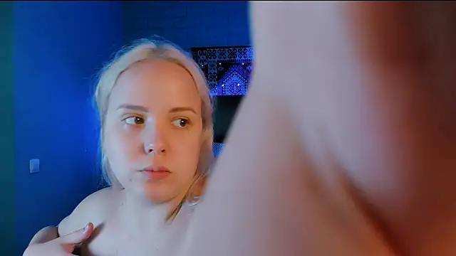 Snapshot of stellawatts chatting on 07/27/26, 12:01 stellawatts online show from 07/27/26, 12:01