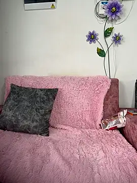 Snapshot of Celeste_1Sweet chatting on 07/30/26, 12:48 Celeste 1Sweet online show from 07/30/26, 12:48