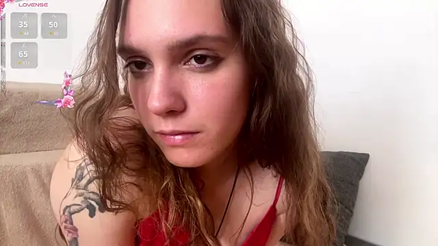 Snapshot of AliKnop chatting on 07/28/26, 03:21 AliKnop online show from 07/28/26, 03:21