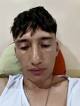 Snapshot of Miguel27Mt chatting on 07/15/26, 10:26 Miguel27Mt online show from 07/15/26, 10:26
