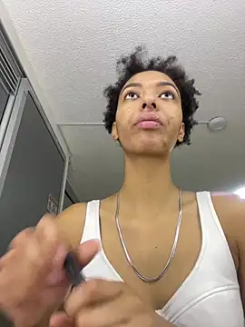 Snapshot of Kiara_Kamau_XXX chatting on 07/12/26, 11:45 Kiara Kamau XXX online show from 07/12/26, 11:45