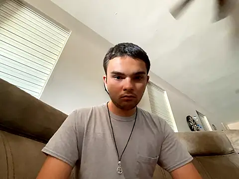 calrodriguez27 online show from 06/12/26, 05:12