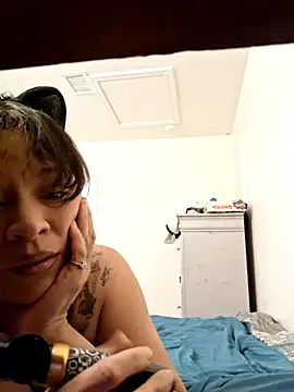 Snapshot of Joanshines chatting on 07/08/26, 10:09 Joanshines online show from 07/08/26, 10:09