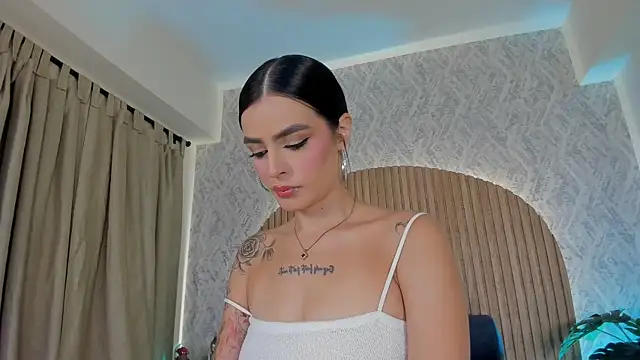 Snapshot of Victoria_Blake_ chatting on 07/29/26, 03:48 Victoria Blake online show from 07/29/26, 03:48