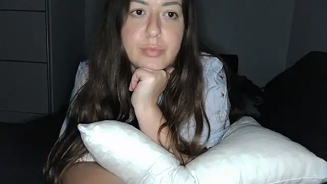 Snapshot of Monia9530 chatting on 07/20/26, 10:34 Monia9530 online show from 07/20/26, 10:34