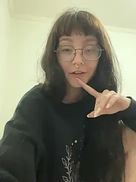 Snapshot of jinixxxs chatting on 06/18/26, 03:18 jinixxxs online show from 06/18/26, 03:18