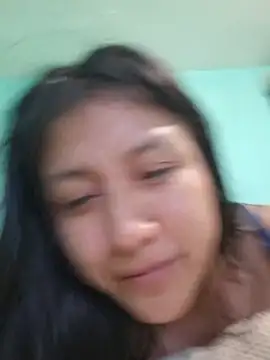 Snapshot of madi23q chatting on 07/21/26, 04:37 madi23q online show from 07/21/26, 04:37