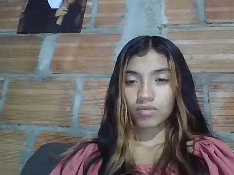 Snapshot of canelita0510 chatting on 06/16/26, 03:31 canelita0510 online show from 06/16/26, 03:31