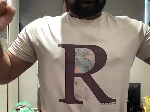bobgot17cm online show from 07/08/26, 12:42
