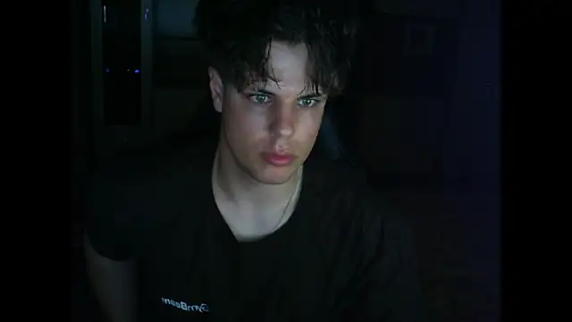Snapshot of kanewolf_55 chatting on 06/18/26, 10:03 kanewolf 55 online show from 06/18/26, 10:03