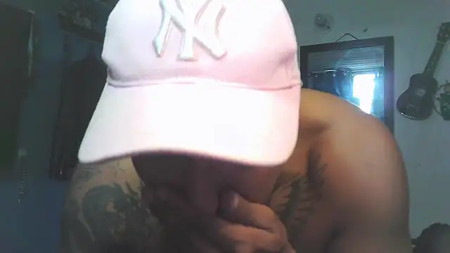 MrGoldenBoy777 online show from 06/21/26, 12:30