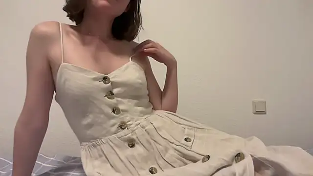 Snapshot of Hilda_Valentine chatting on 07/15/26, 08:14 Hilda Valentine online show from 07/15/26, 08:14