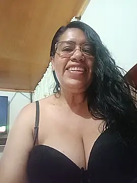 Emilif  online show from 07/08/26, 03:00