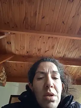 Nuevaordenjoana online show from 06/18/26, 02:10