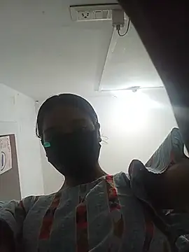 Snapshot of Riya_cum33 chatting on 07/29/26, 05:44 Riya cum33 online show from 07/29/26, 05:44