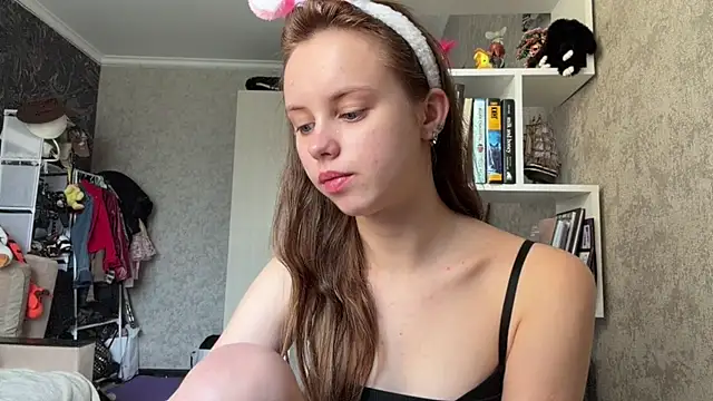 Snapshot of Mollybeans chatting on 07/21/26, 12:51 Mollybeans online show from 07/21/26, 12:51