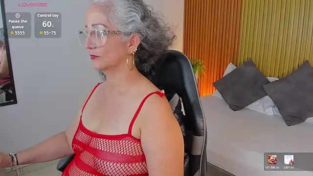 catalina villan online show from 06/24/26, 07:46