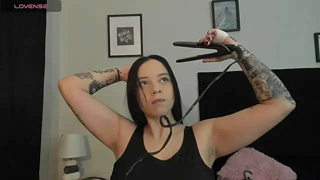 Sara B online show from 06/22/26, 05:54