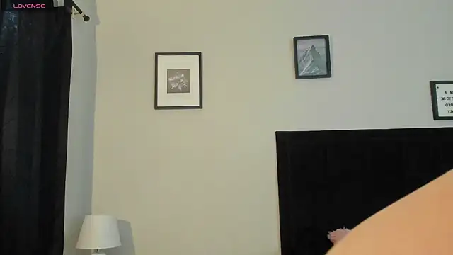 Sara B online show from 07/26/26, 06:04