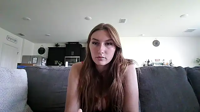 Snapshot of WinterReign12 chatting on 06/15/26, 05:15 WinterReign12 online show from 06/15/26, 05:15