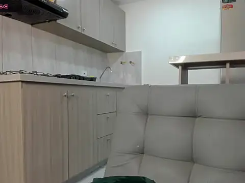 Snapshot of Amazon_brunette1 chatting on 08/03/26, 11:05 Amazon brunette1 online show from 08/03/26, 11:05