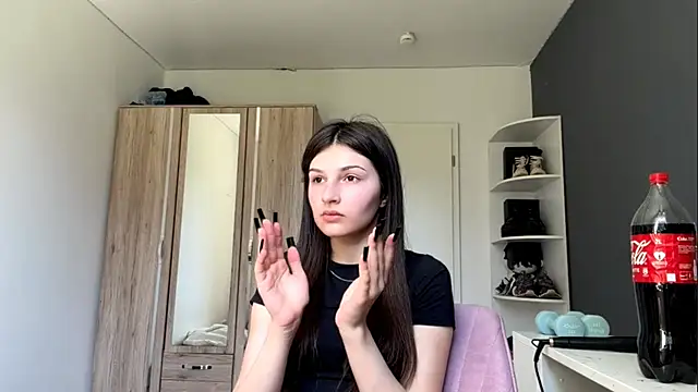 SpanishRooter online show from 06/24/26, 01:32