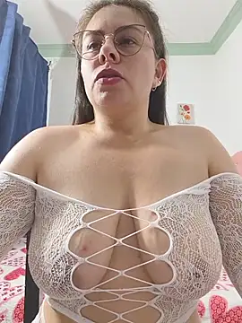 celeste rivaXXX online show from 06/27/26, 03:22