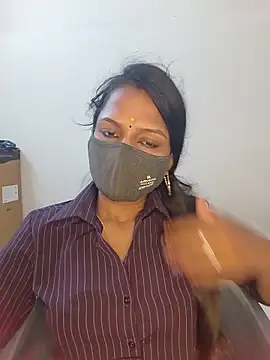 YALINITWO7 TAMIL online show from 06/17/26, 10:28
