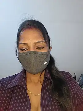 YALINITWO7 TAMIL online show from 06/23/26, 06:11
