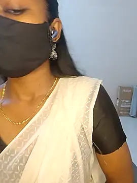 YALINITWO7 TAMIL online show from 07/19/26, 07:23