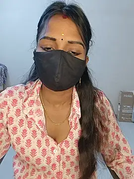 YALINITWO7 TAMIL online show from 07/20/26, 12:29