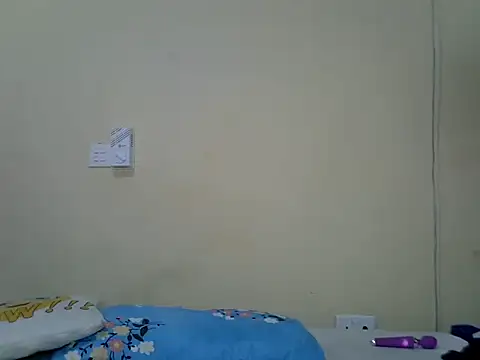 Snapshot of Selassie- chatting on 06/22/26, 05:48 Selassie- online show from 06/22/26, 05:48