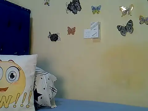 Snapshot of Selassie- chatting on 07/23/26, 05:38 Selassie- online show from 07/23/26, 05:38