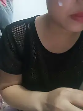 Snapshot of Emma-cutee chatting on 06/27/26, 08:41 Emma-cutee online show from 06/27/26, 08:41