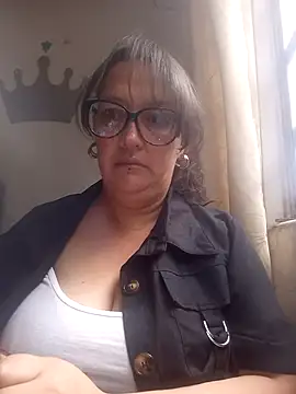 Snapshot of _Saraqueen-- chatting on 07/21/26, 08:55 Saraqueen-- online show from 07/21/26, 08:55
