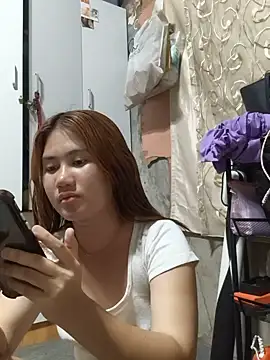 Snapshot of dirty_chenxx chatting on 06/15/26, 04:09 dirty chenxx online show from 06/15/26, 04:09
