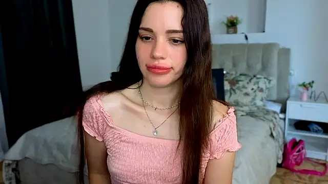 Little cuti1e online show from 06/28/26, 09:59