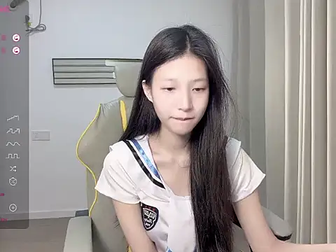 Snapshot of yy-1314 chatting on 06/17/26, 12:07 yy-1314 online show from 06/17/26, 12:07
