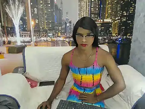stefania bragan online show from 06/22/26, 06:16