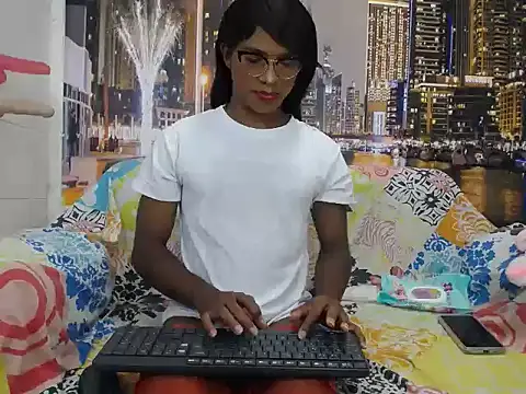 stefania bragan online show from 07/10/26, 06:21