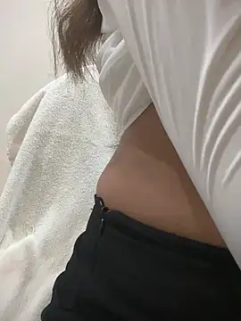 Snapshot of Kyaara_sexy6 chatting on 06/29/26, 06:41 Kyaara sexy6 online show from 06/29/26, 06:41