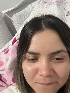 amanda hoot online show from 06/18/26, 01:50