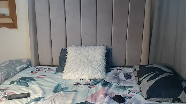 Kimmberly Slut online show from 07/26/26, 06:48