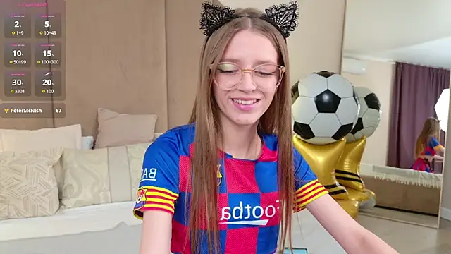 StellaMour online show from 07/18/26, 05:17