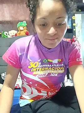 Snapshot of Estrella2001 chatting on 08/09/26, 08:58 Estrella2001 online show from 08/09/26, 08:58